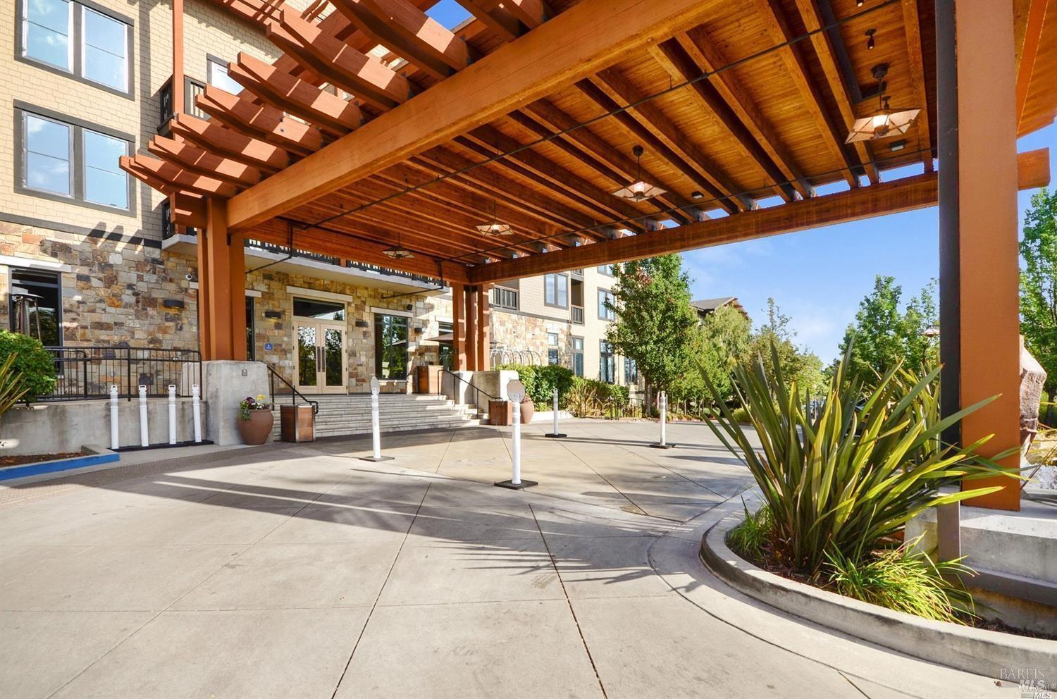 1314 Mckinstry St #2008