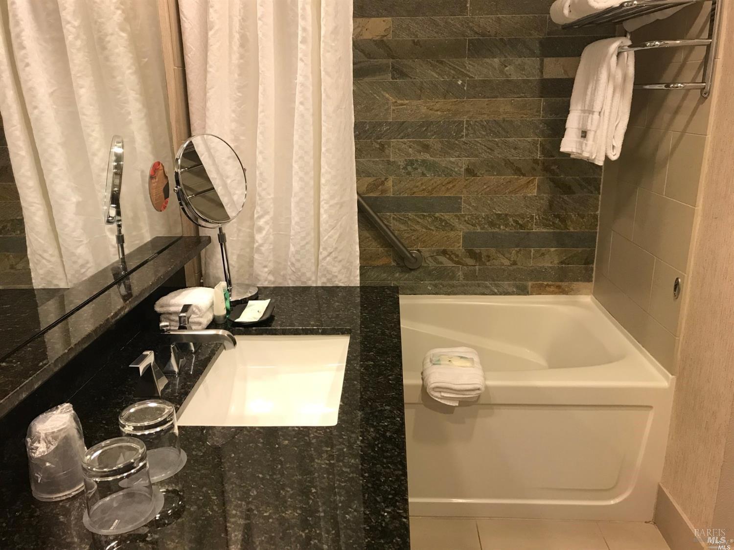 1314 Mckinstry St #2008