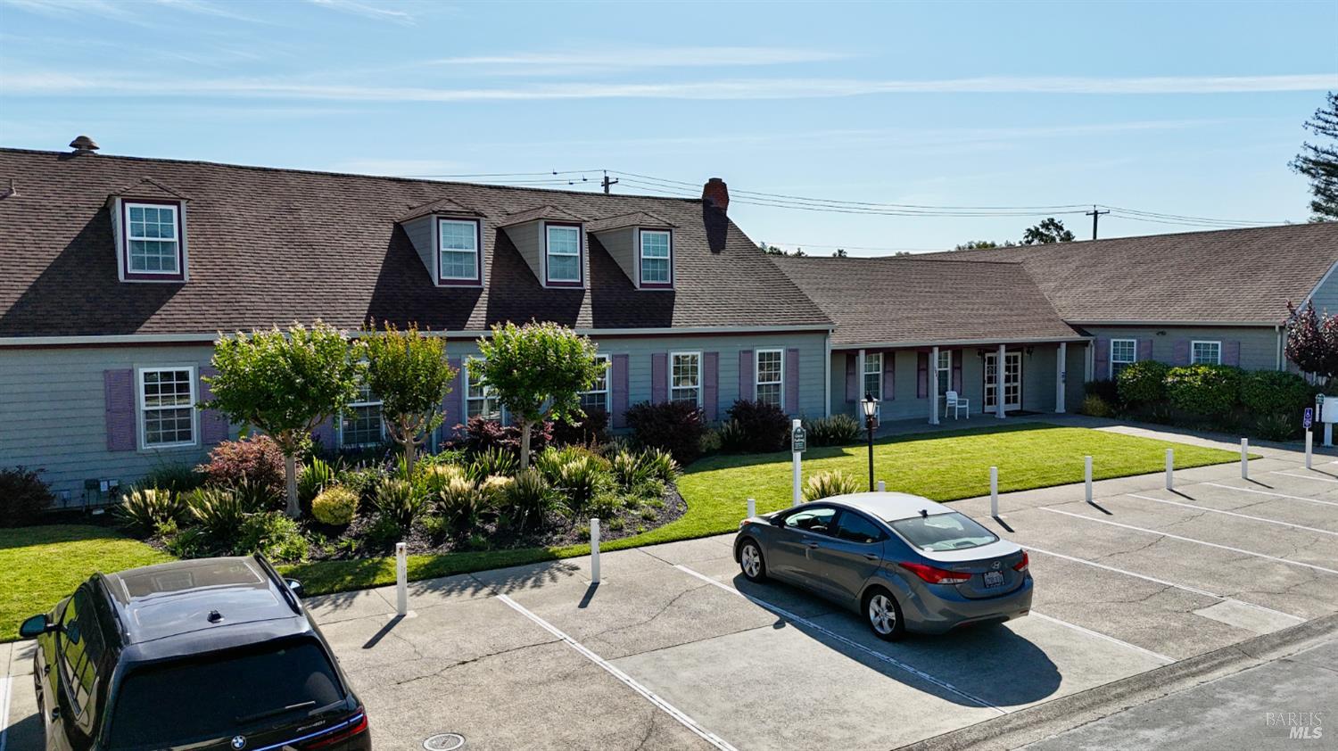 110 Falcon Crest Cir