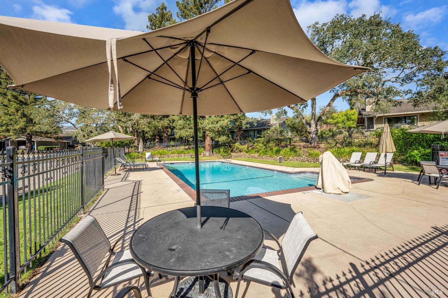 848 Acorn Way