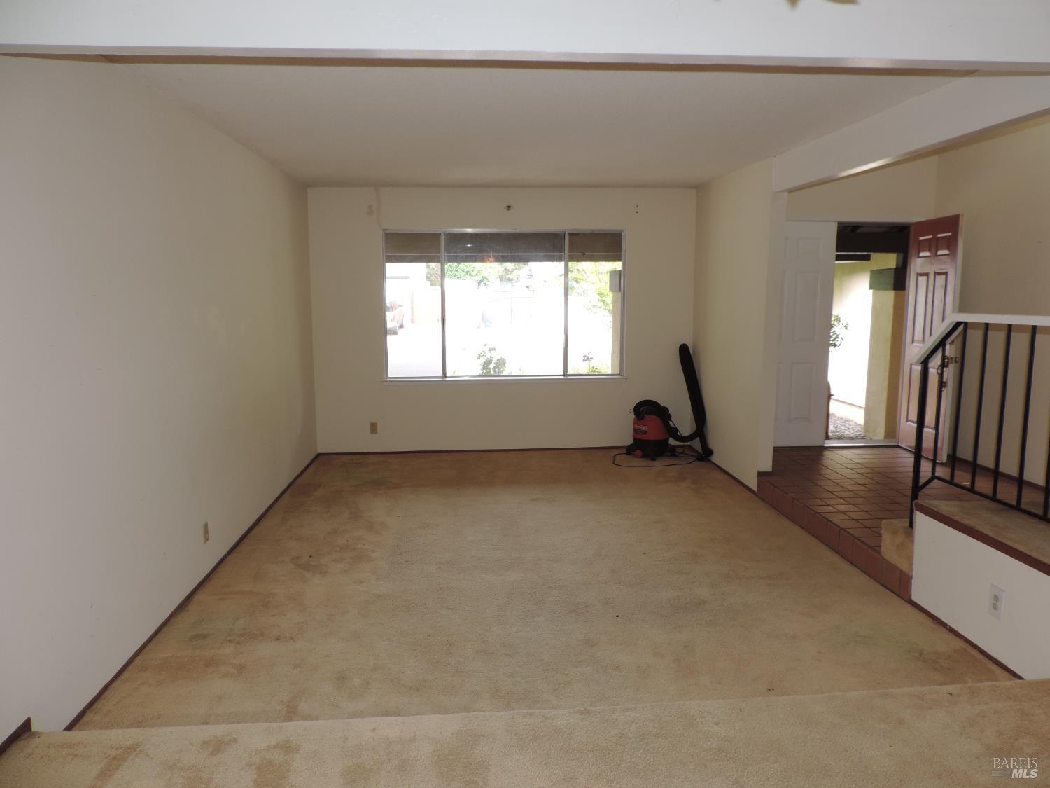 4024 Tokay Dr