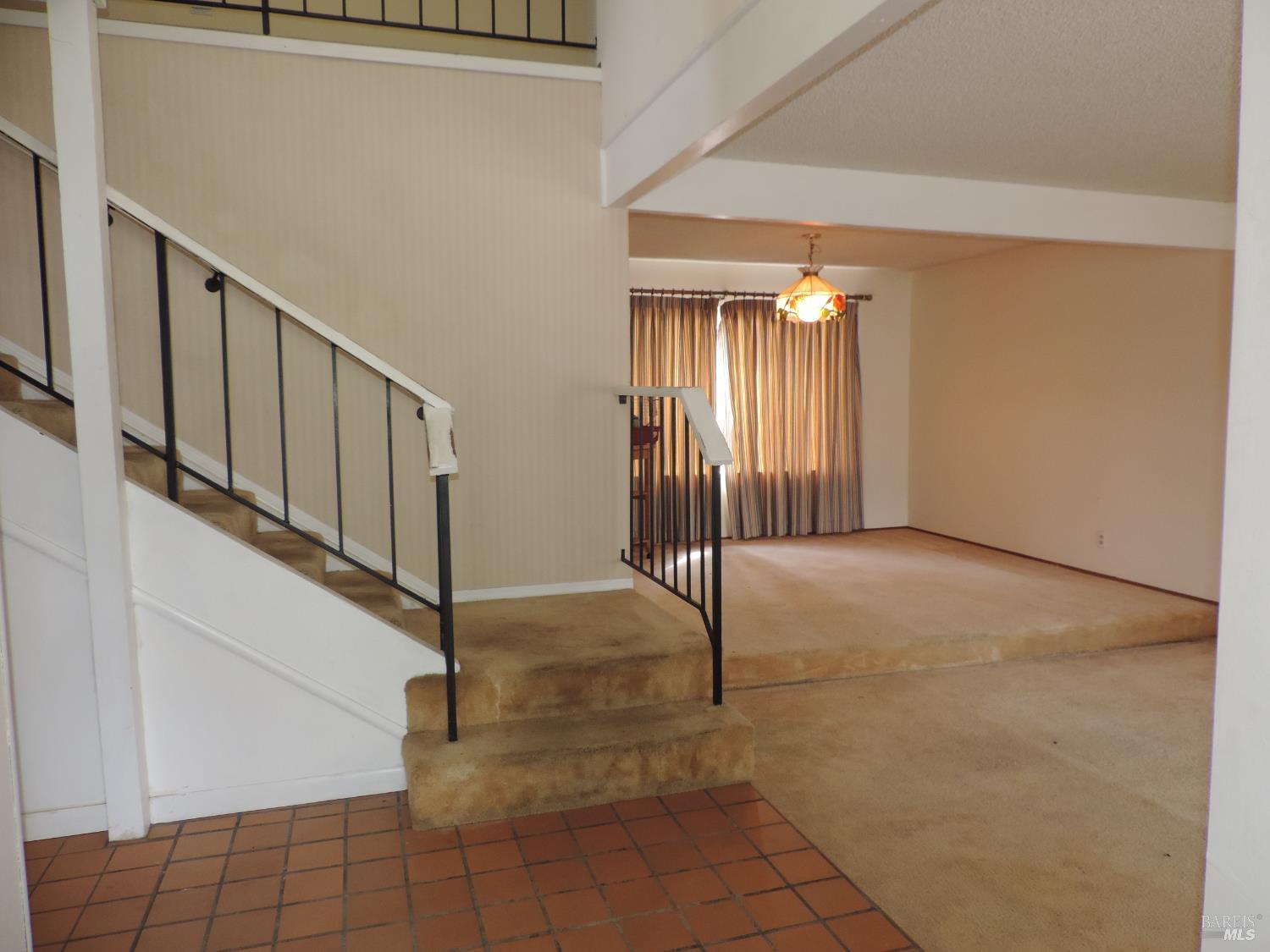 4024 Tokay Dr
