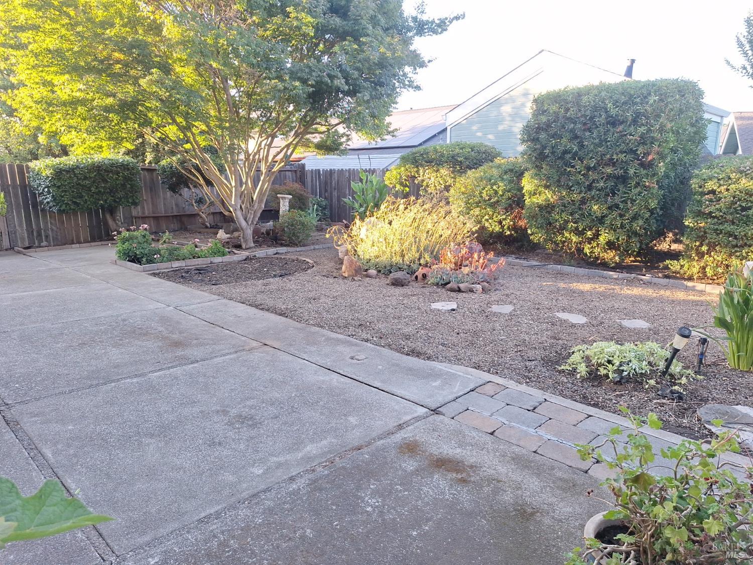 4024 Tokay Dr
