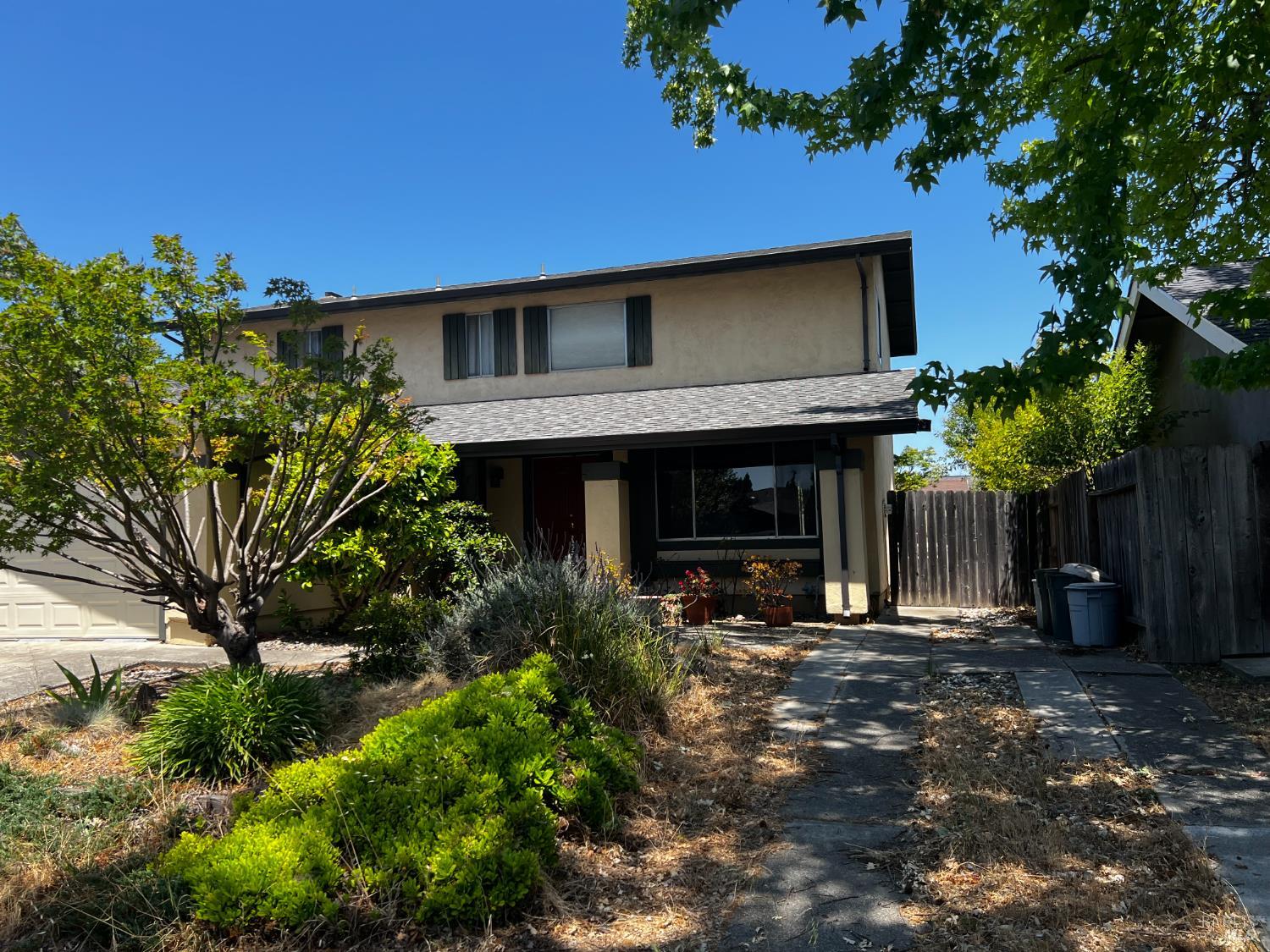 4024 Tokay Dr