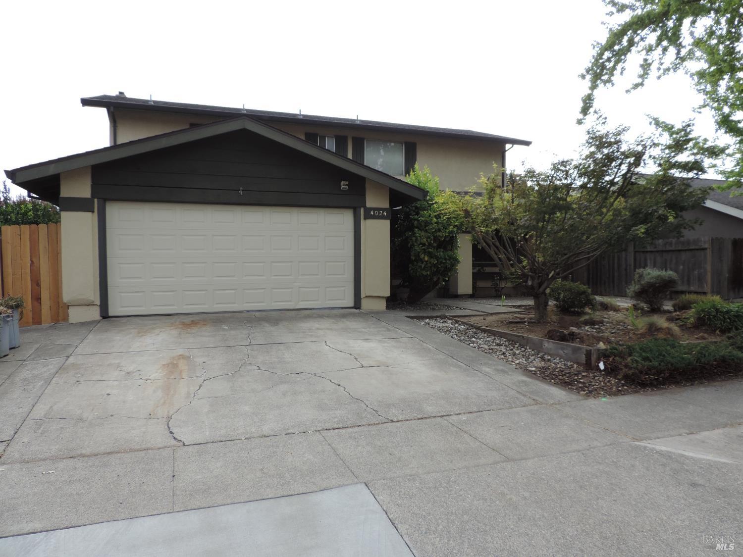 4024 Tokay Dr