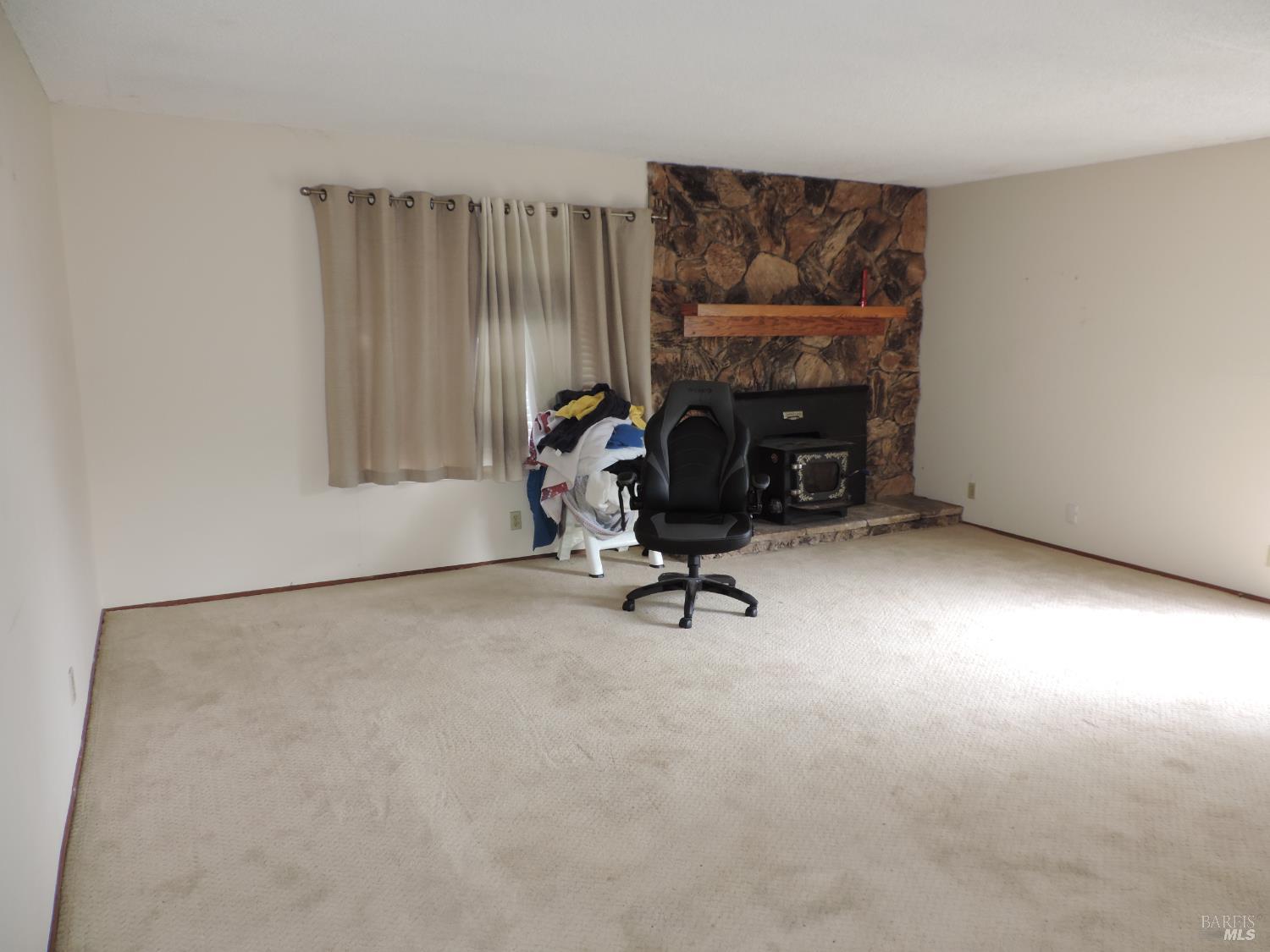 4024 Tokay Dr