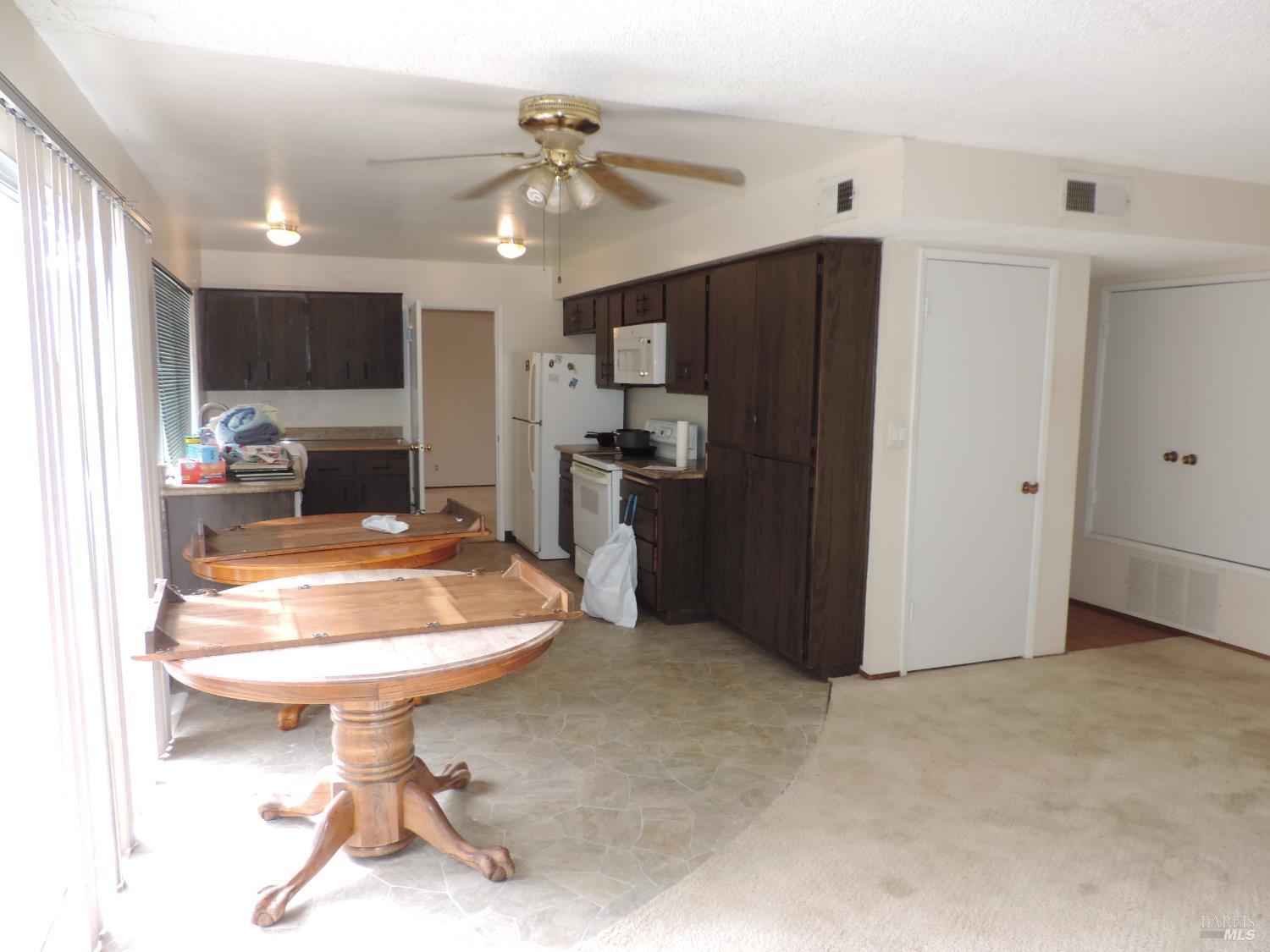 4024 Tokay Dr