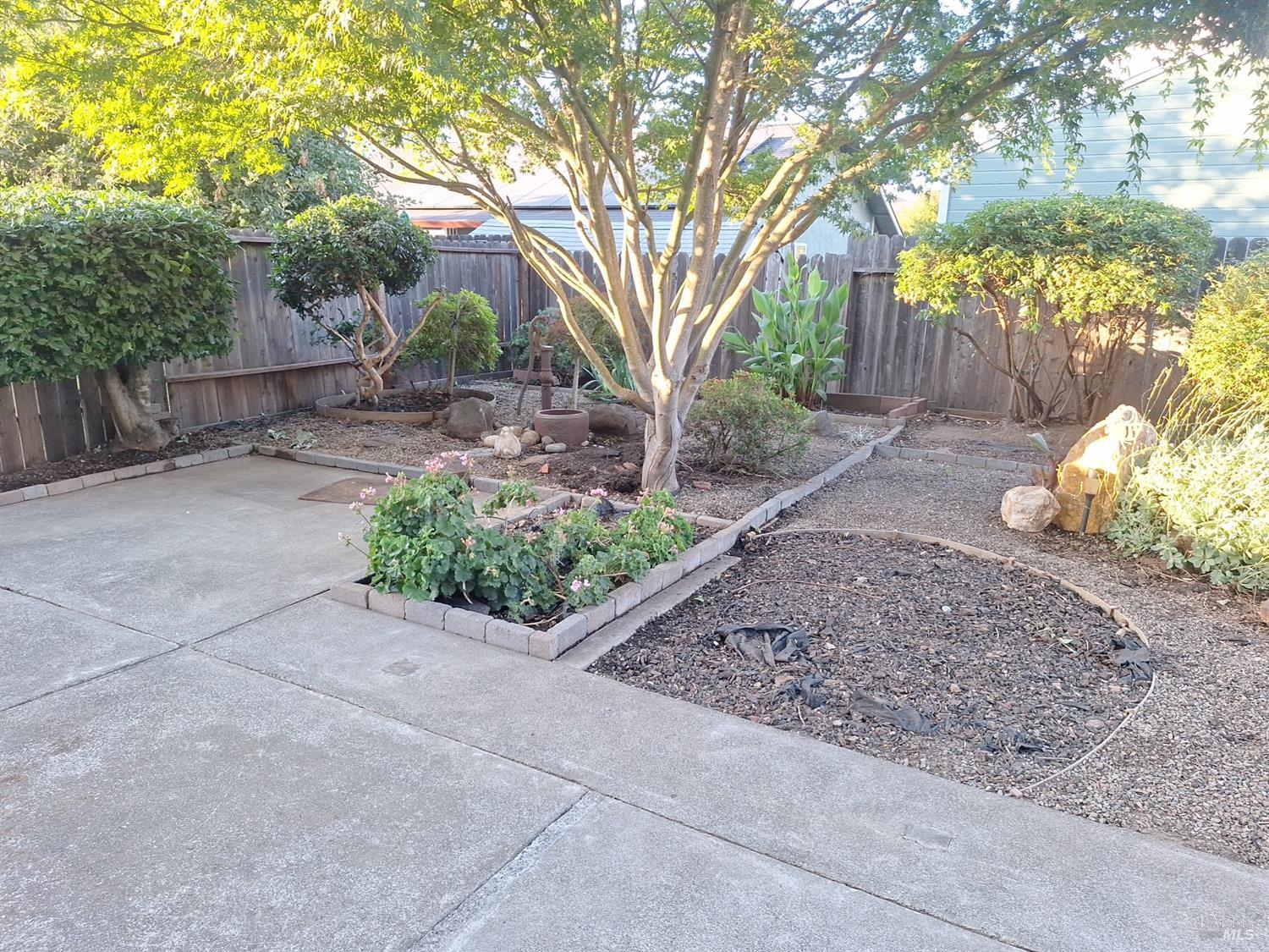 4024 Tokay Dr