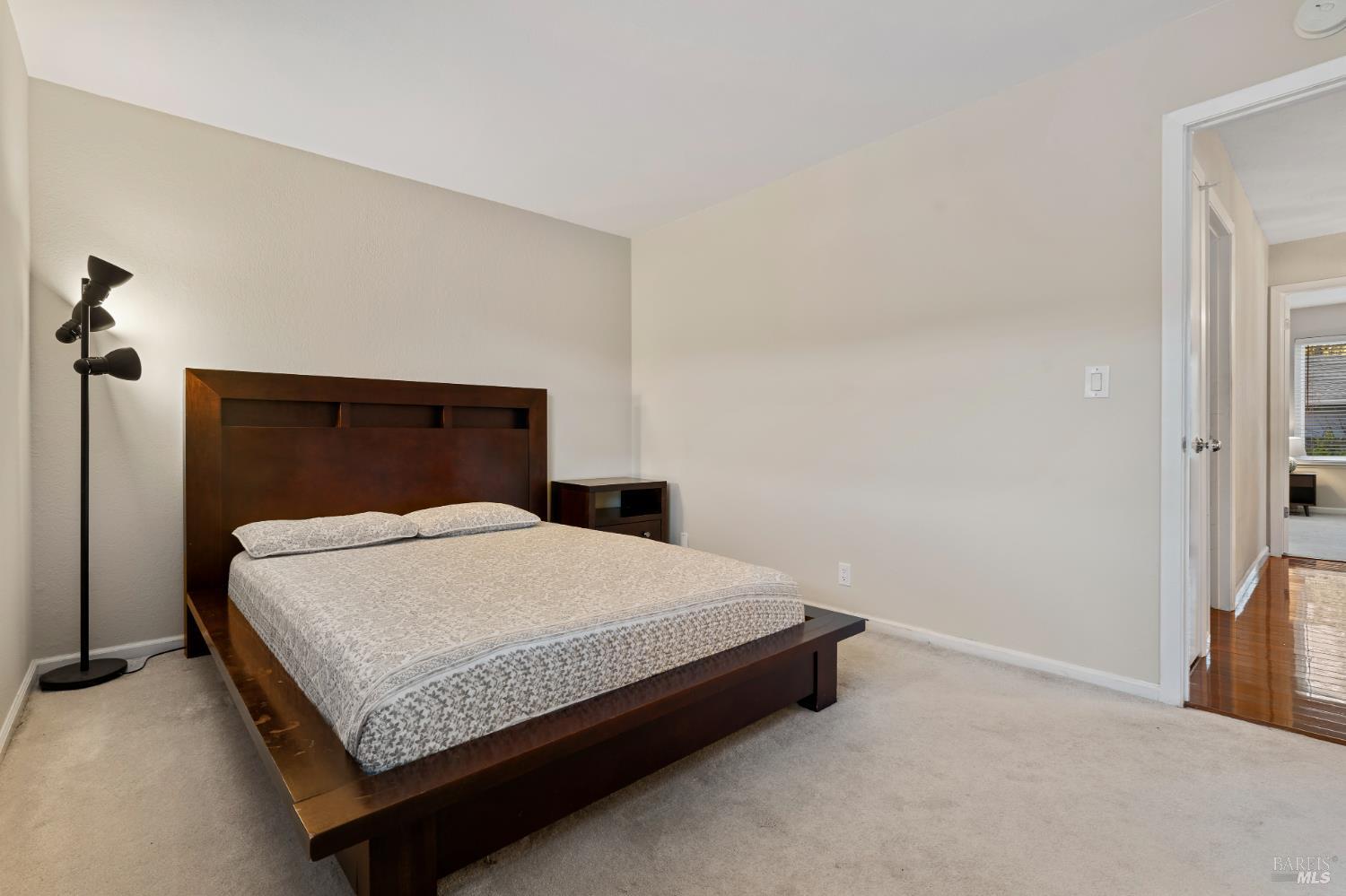 2328 Redwood Rd