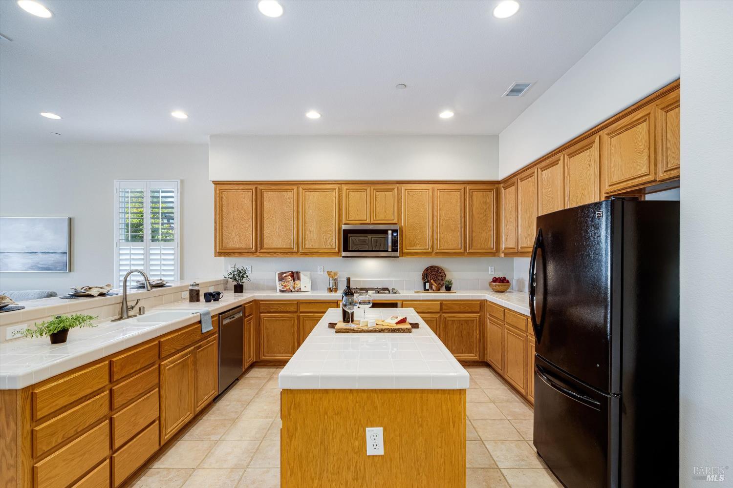 15 Tolentino Dr