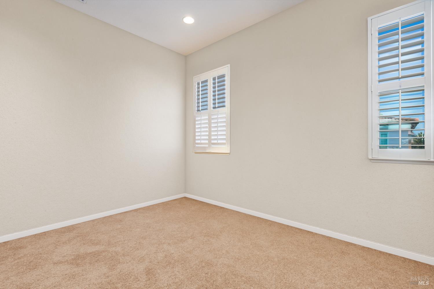 15 Tolentino Dr