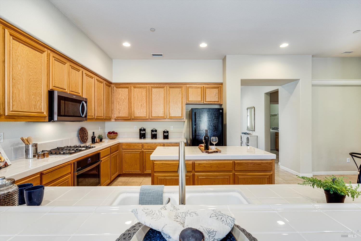 15 Tolentino Dr