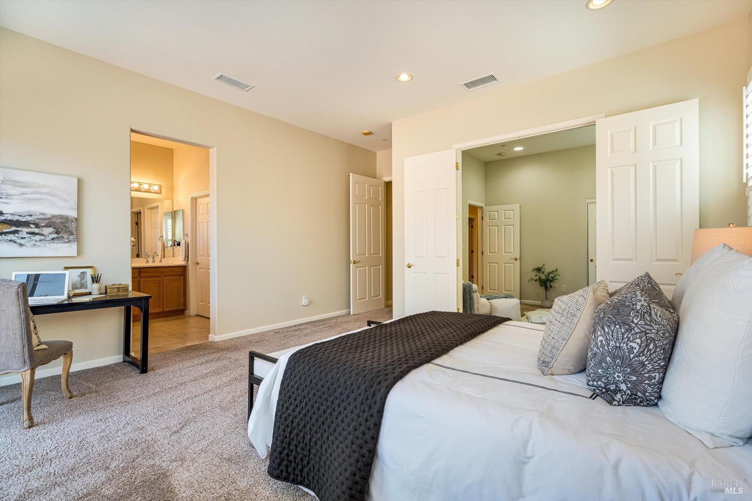 15 Tolentino Dr