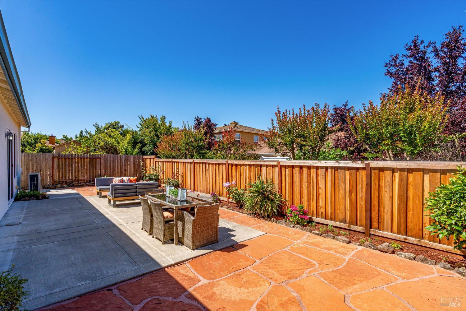 15 Tolentino Dr