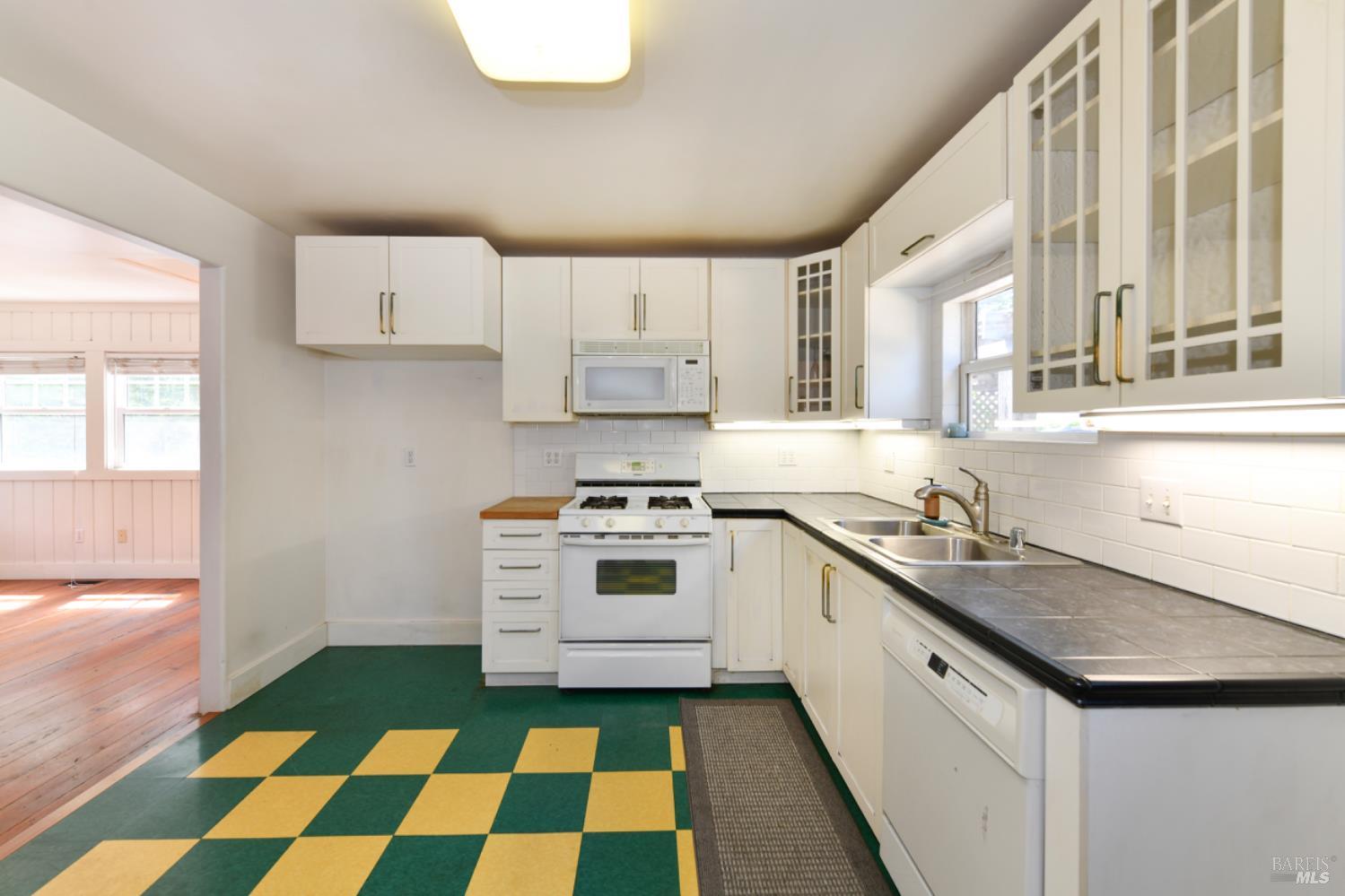 1388 Sulphur Springs Ave