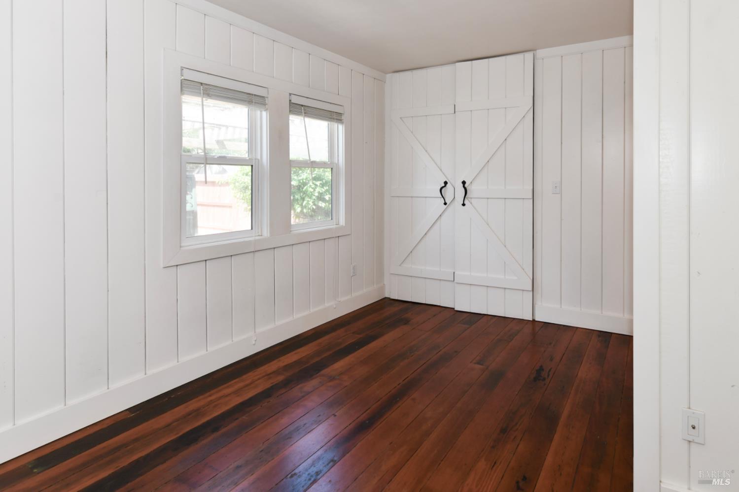 1388 Sulphur Springs Ave