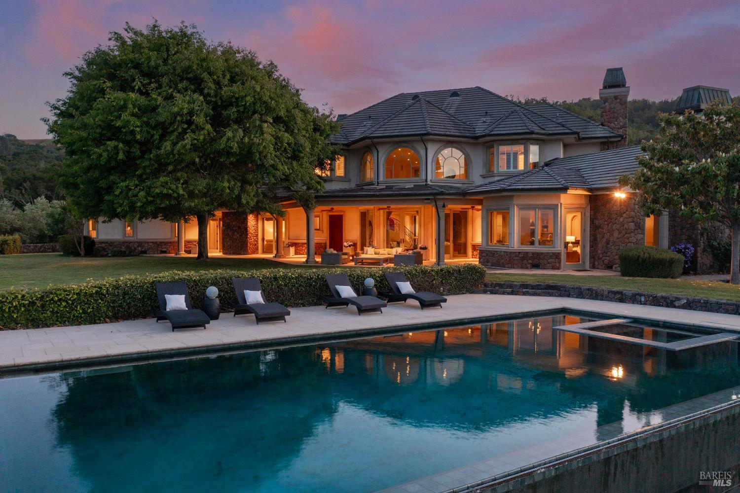 3211 Dry Creek Rd
