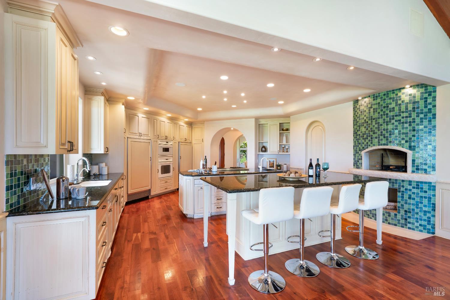 3211 Dry Creek Rd