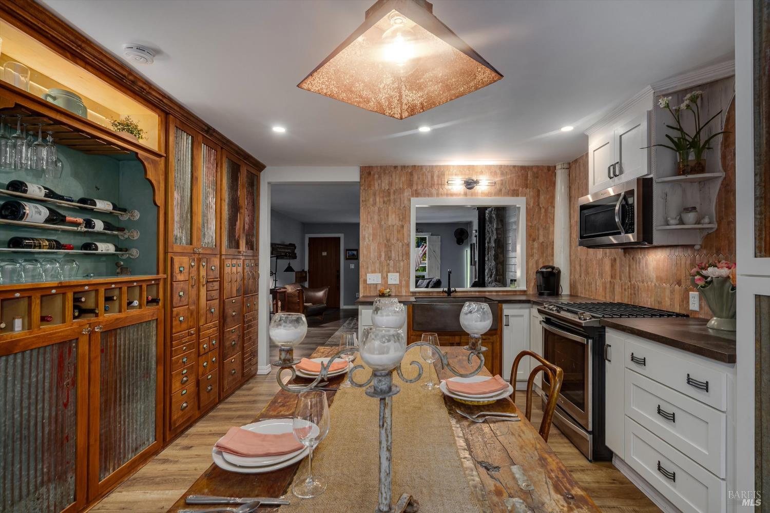 3154 Valley Green Ln