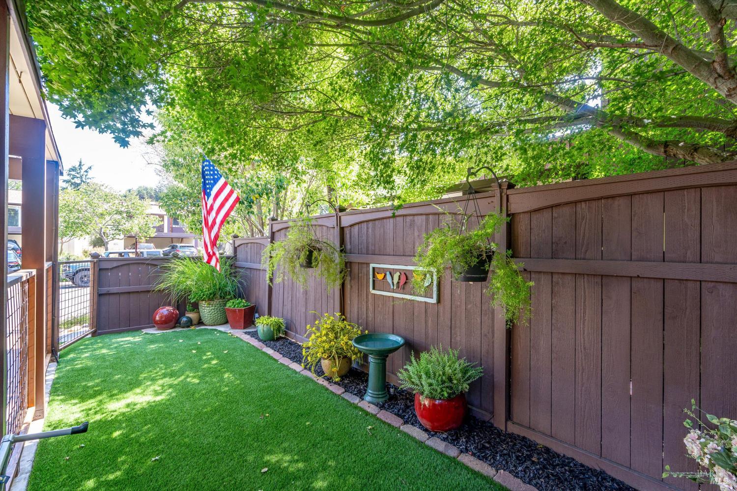 3154 Valley Green Ln