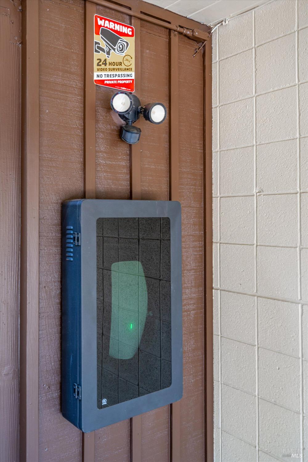 3154 Valley Green Ln