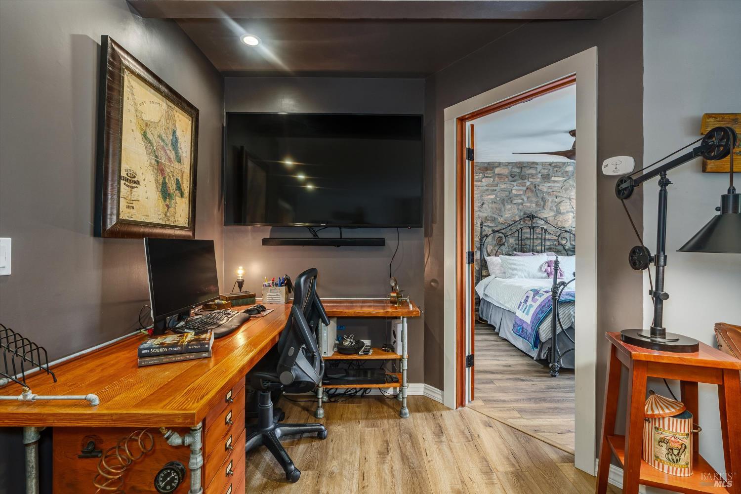 3154 Valley Green Ln