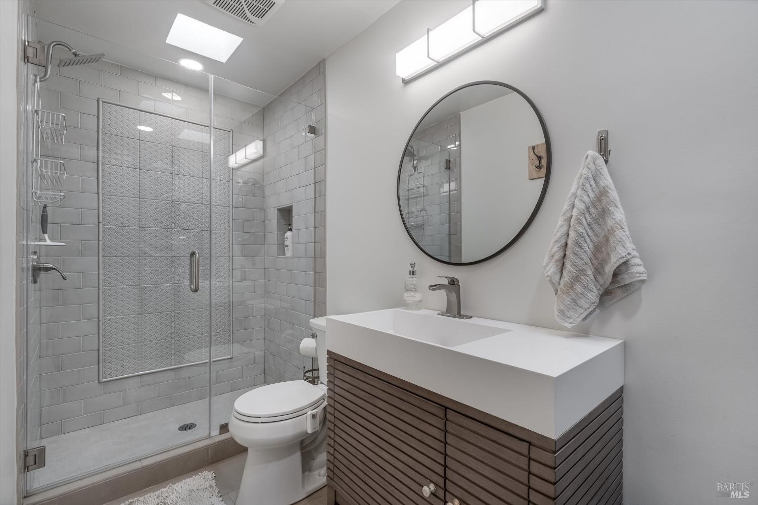 3154 Valley Green Ln