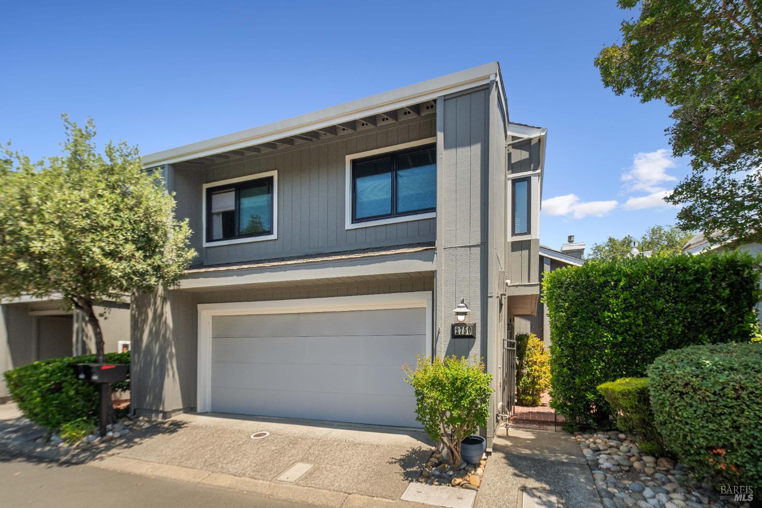 2750 Pike Dr
