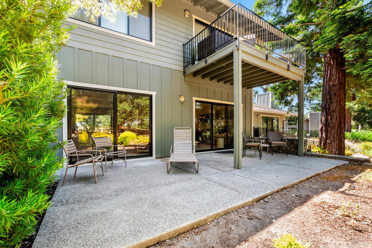 810 Augusta Cir