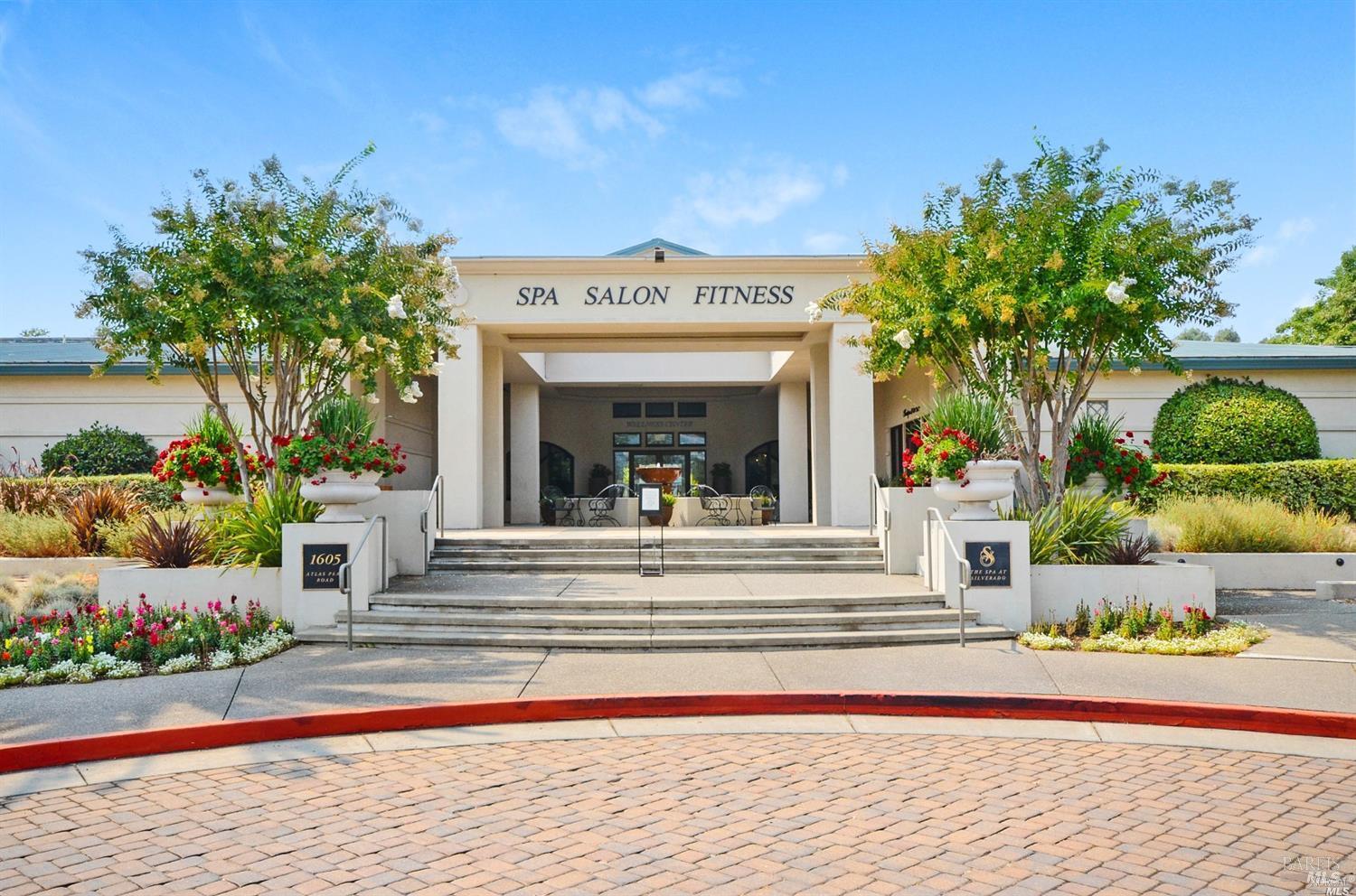 810 Augusta Cir
