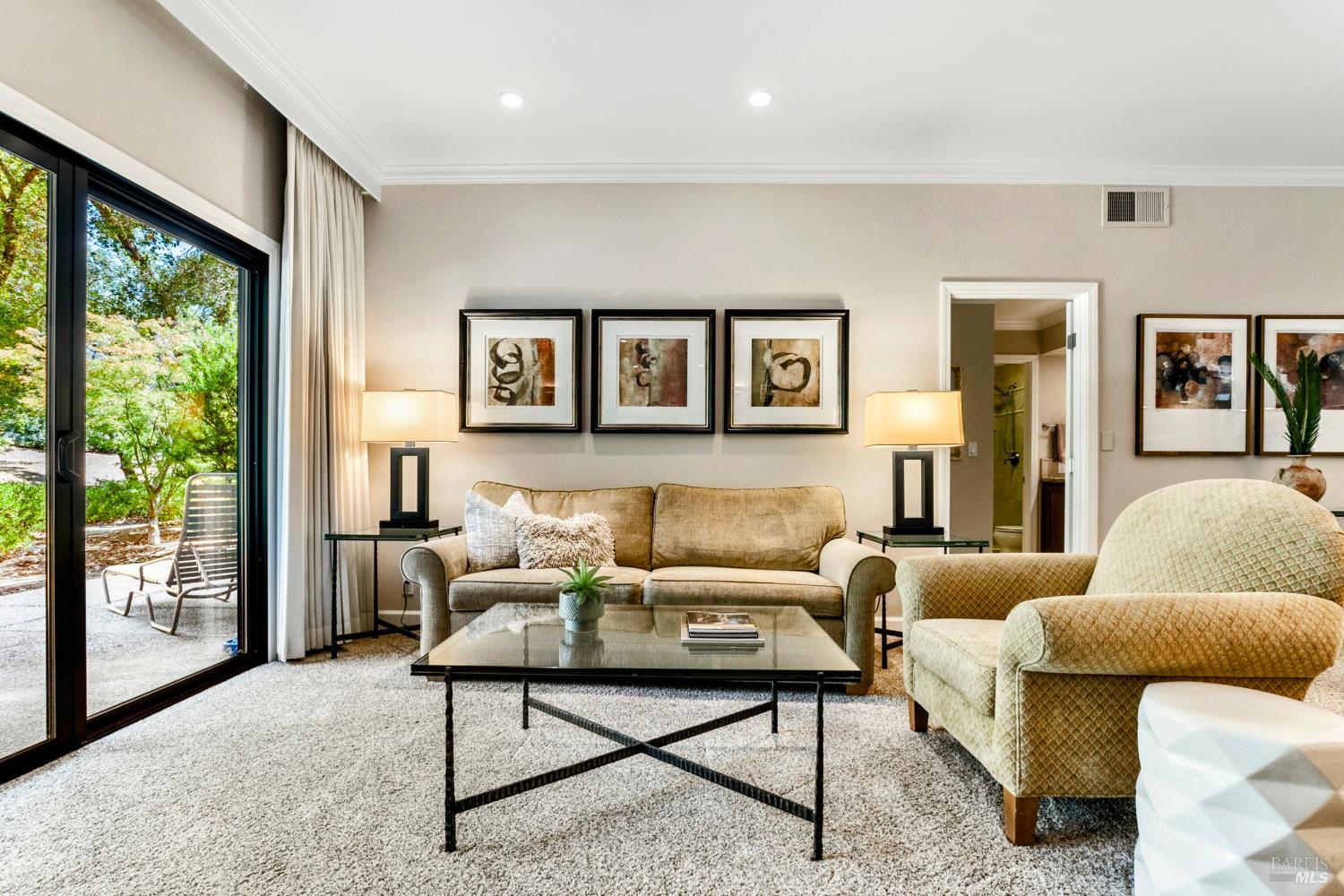 810 Augusta Cir