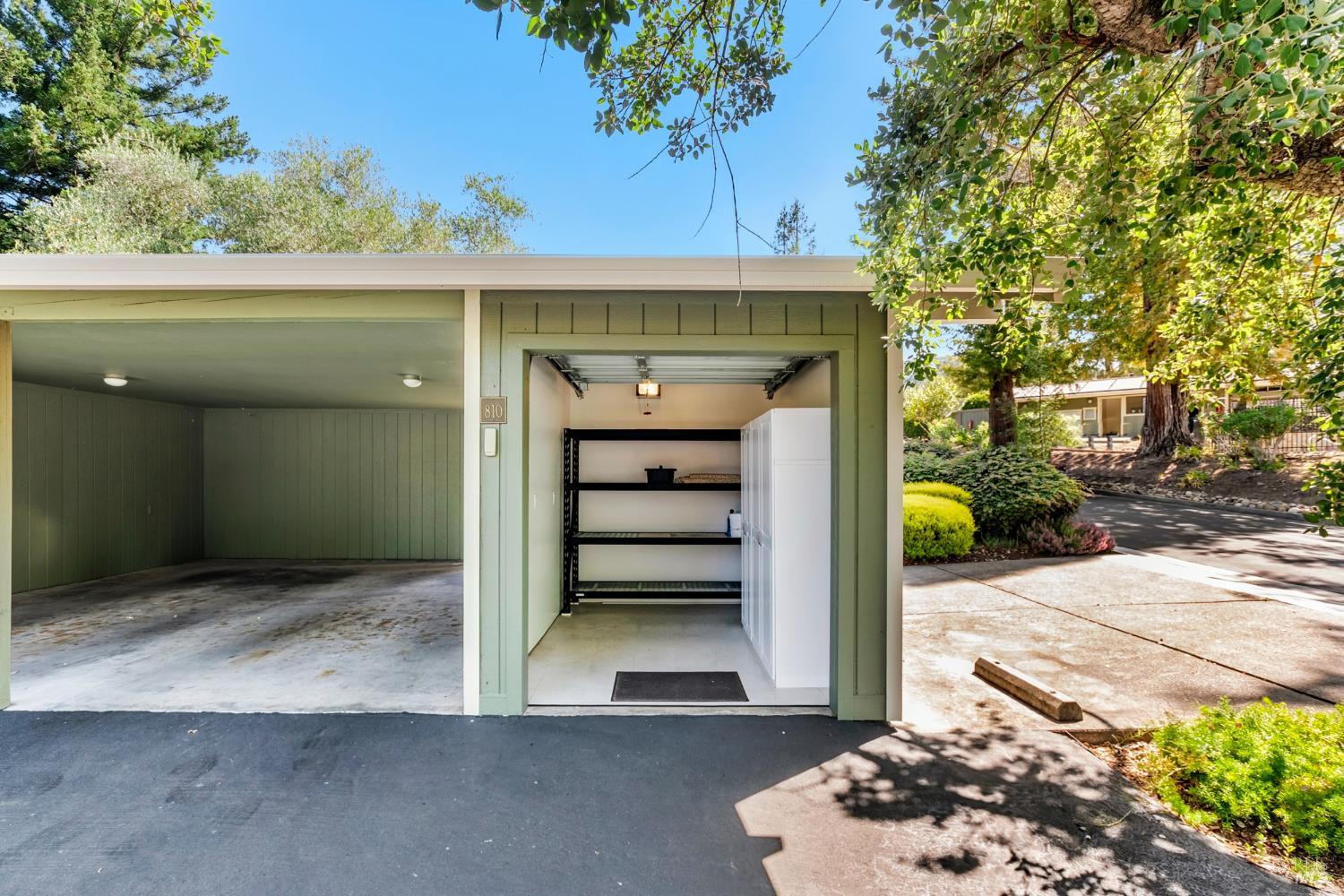 810 Augusta Cir