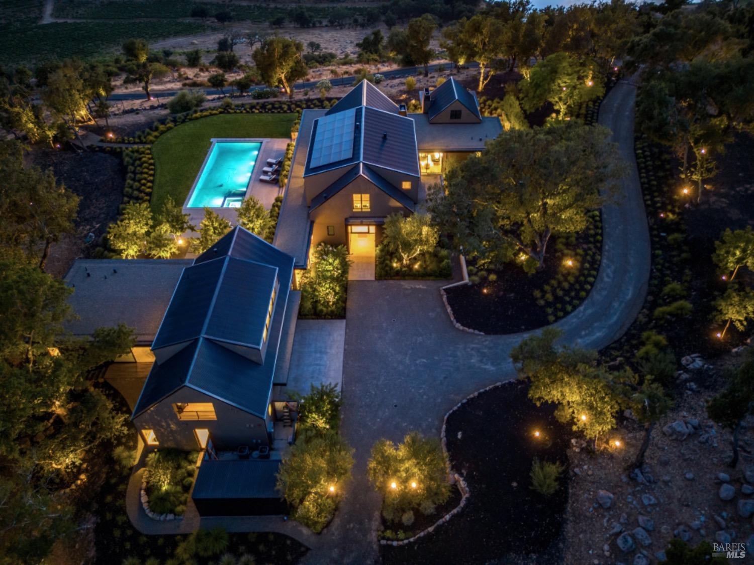 1200 Loma Vista Dr