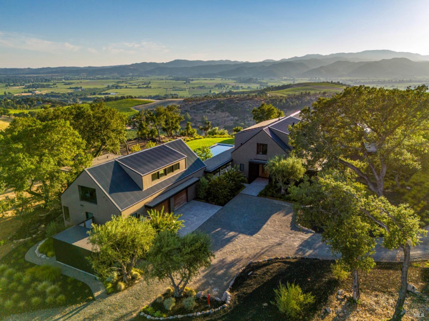 1200 Loma Vista Dr