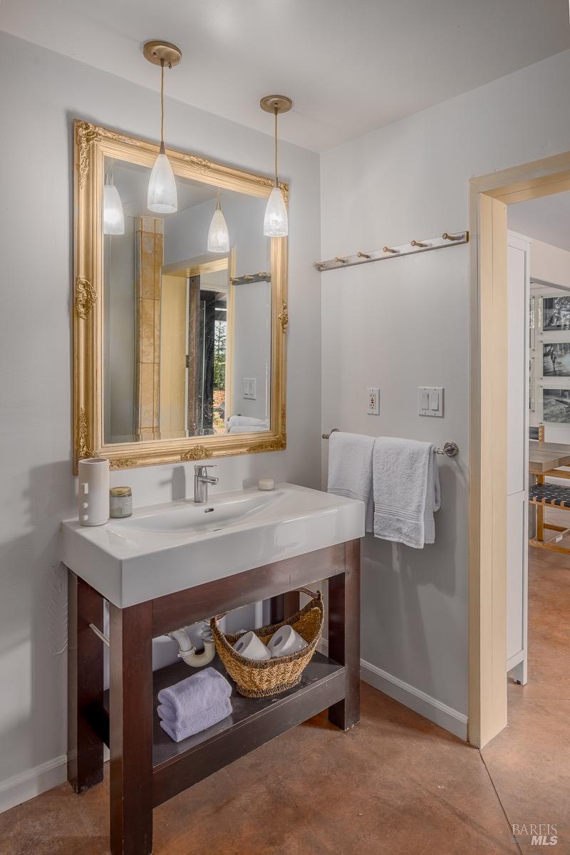 3061 Cuttings Wharf Rd