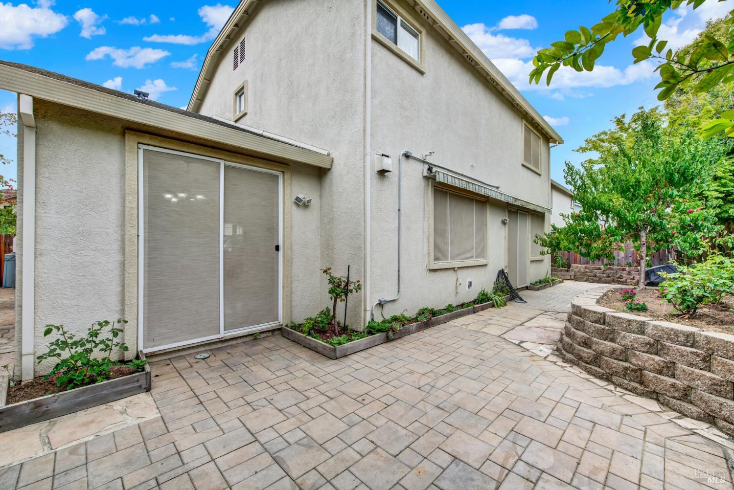 859 Liberty Dr