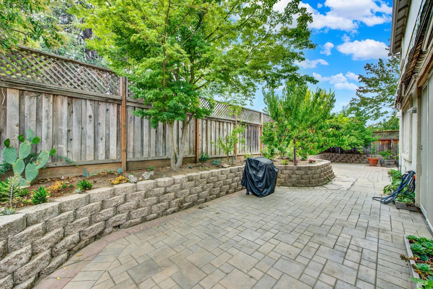859 Liberty Dr