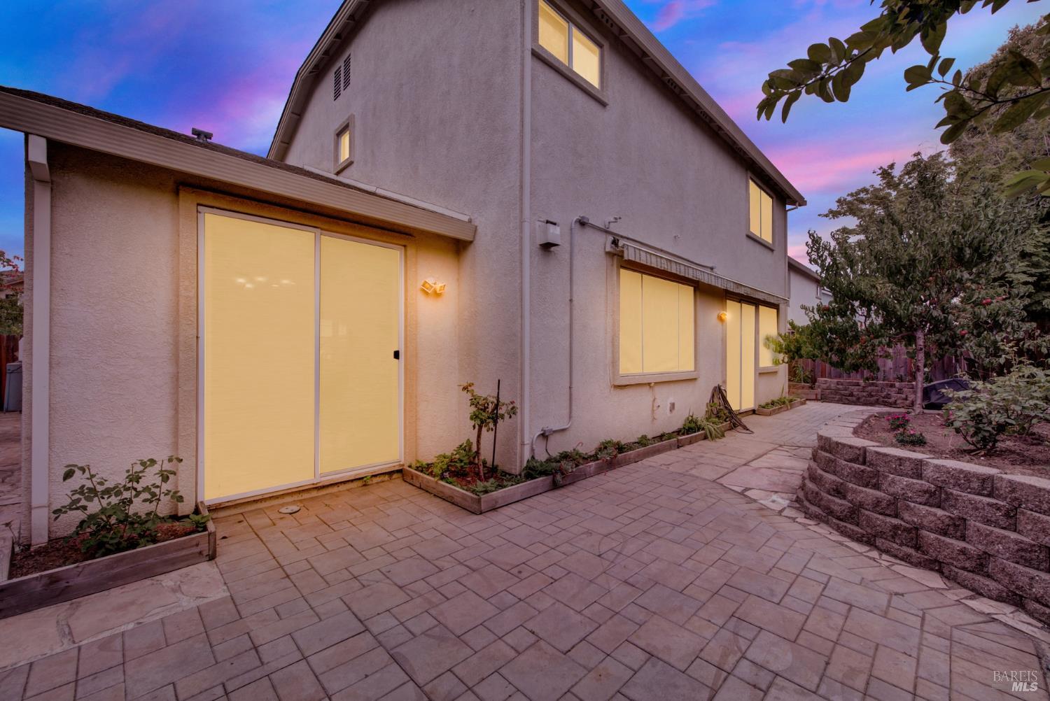 859 Liberty Dr