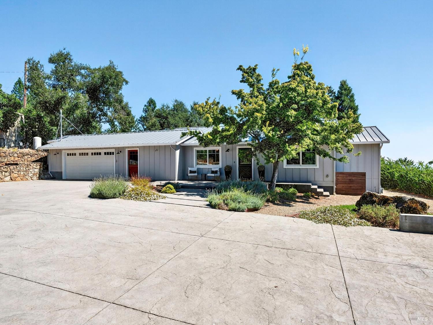 540 Viewridge Dr