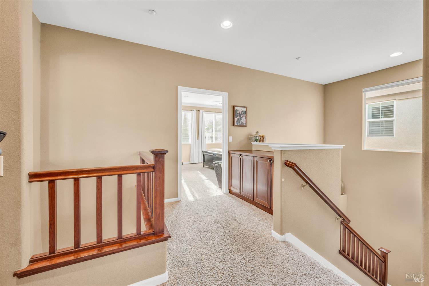 563 Abruzzi Ct