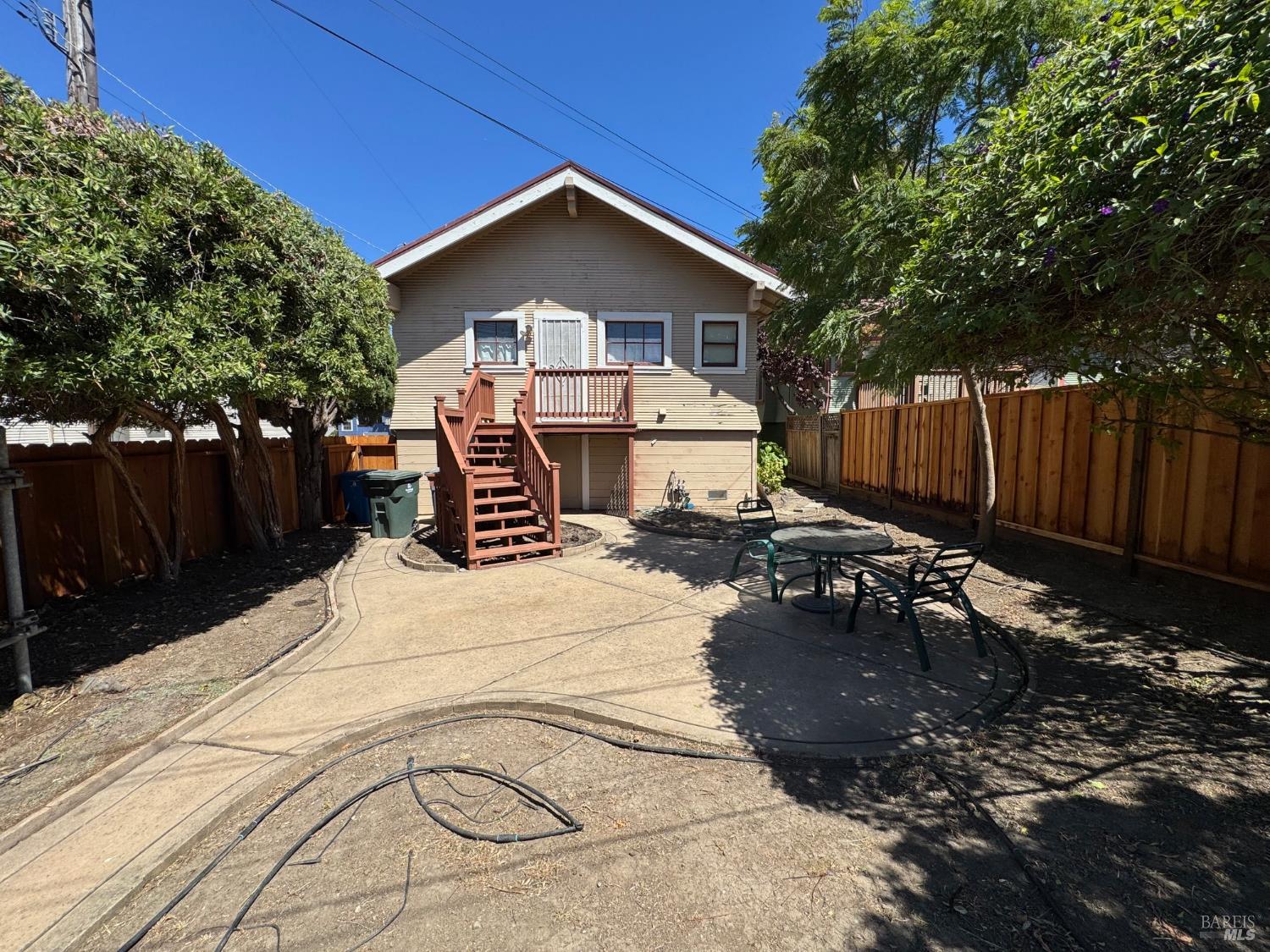 1113 Sacramento Street