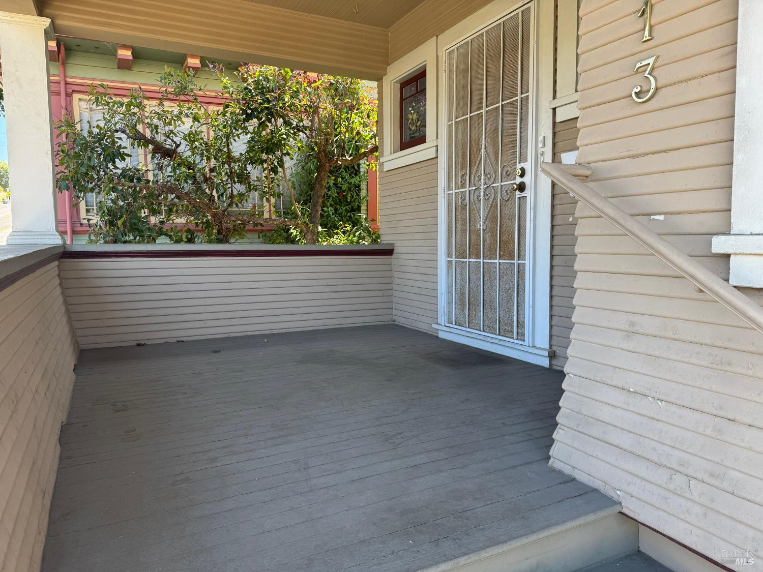 1113 Sacramento Street