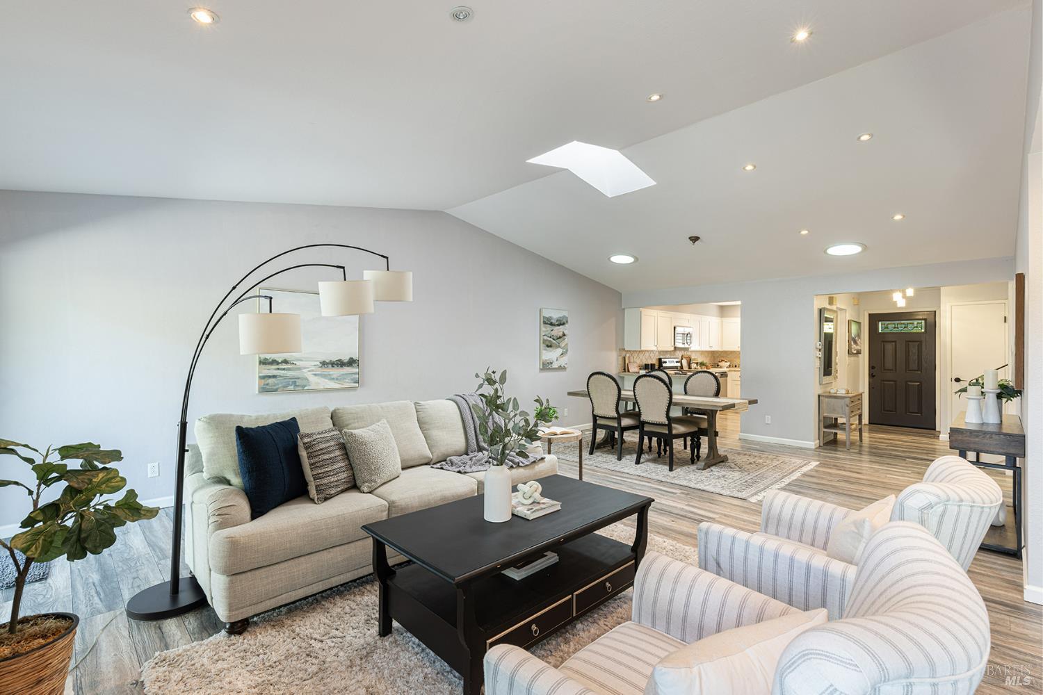 2576 Hidden Valley Ln