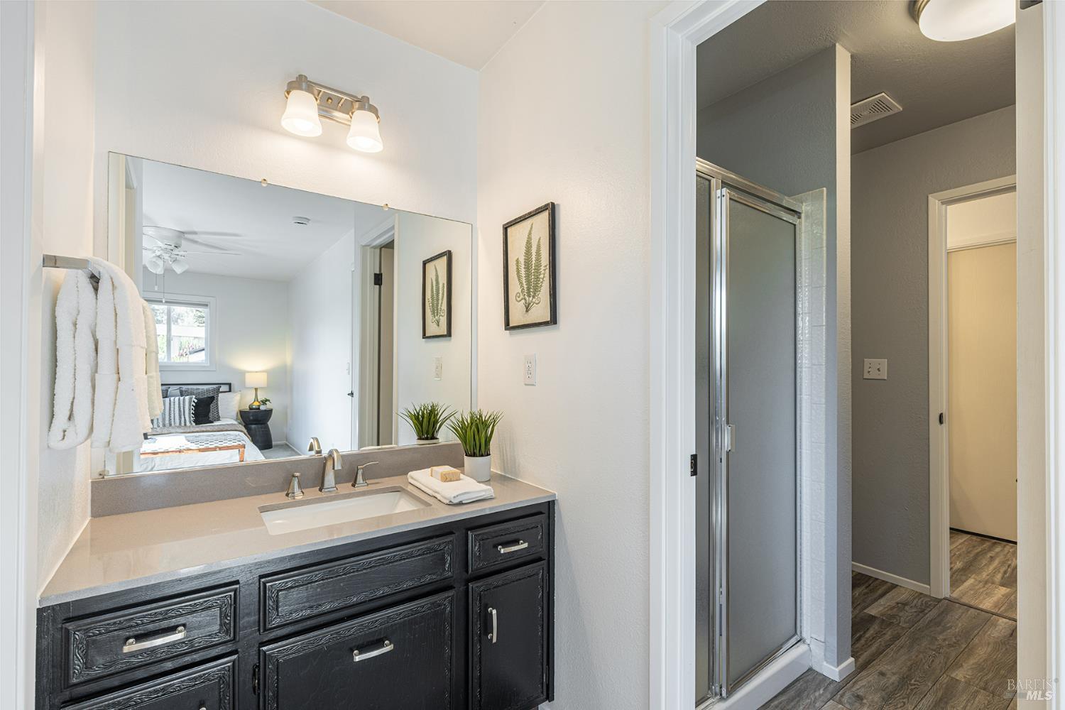 2576 Hidden Valley Ln