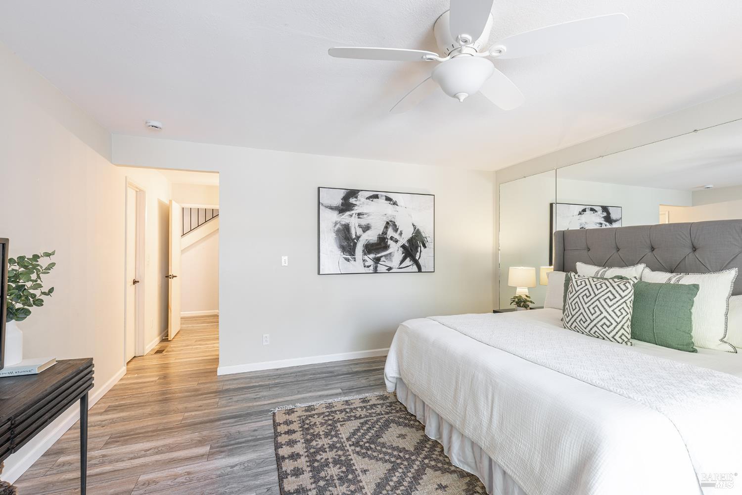 2576 Hidden Valley Ln