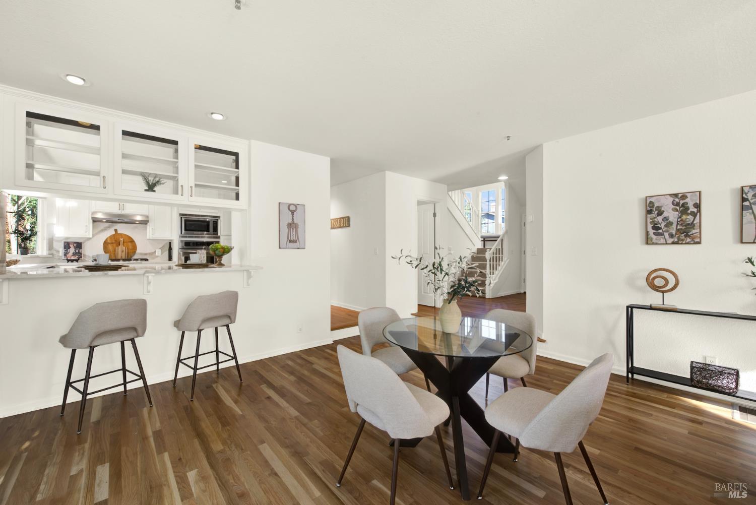 26 Clement Ct