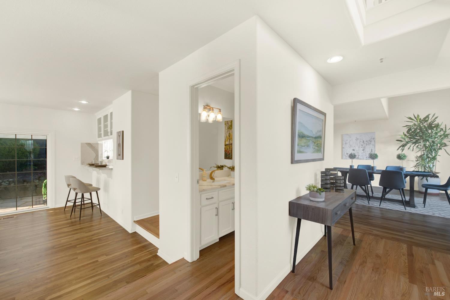 26 Clement Ct