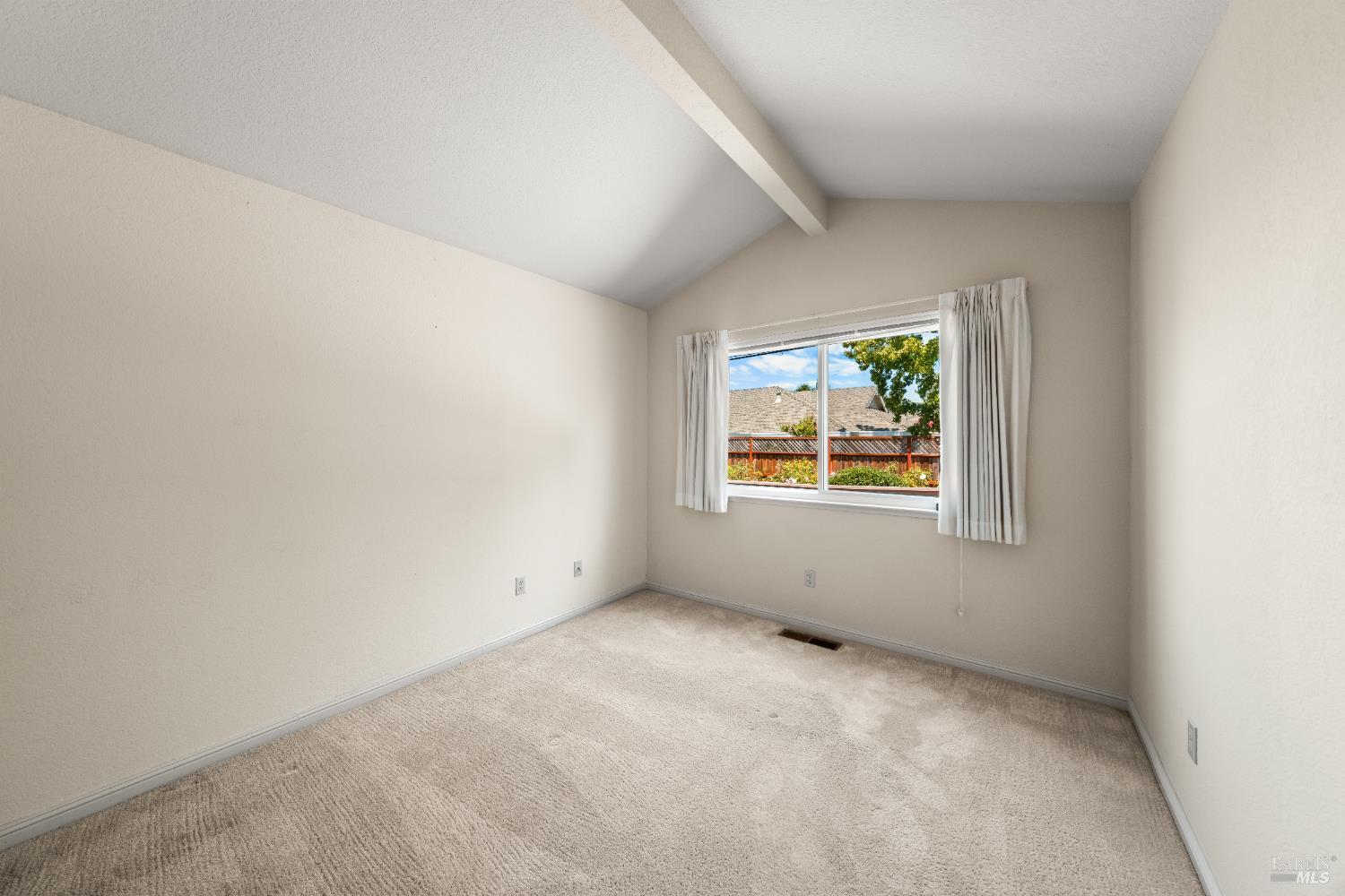 31 S Temelec Cir