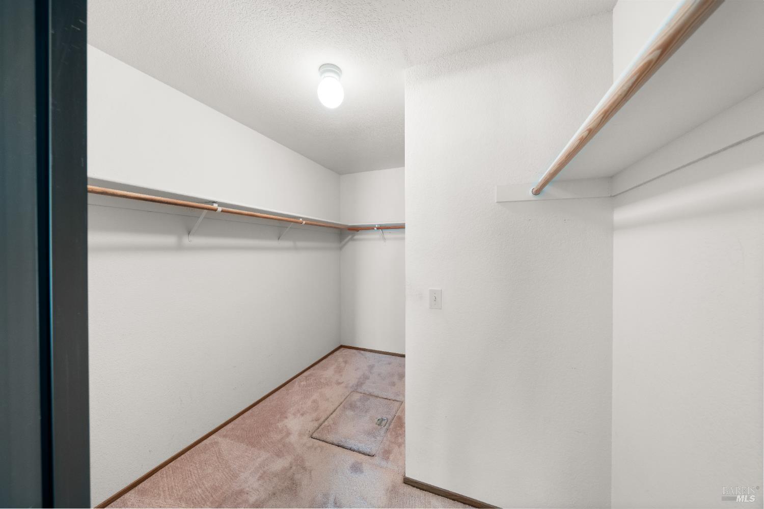 31 S Temelec Cir