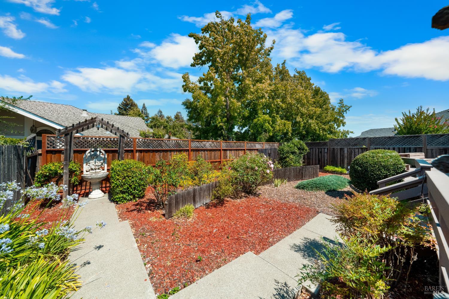 31 S Temelec Cir